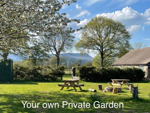 Longtown House | Spacious Cottage - Sleeps 4 - in the Black Mountains