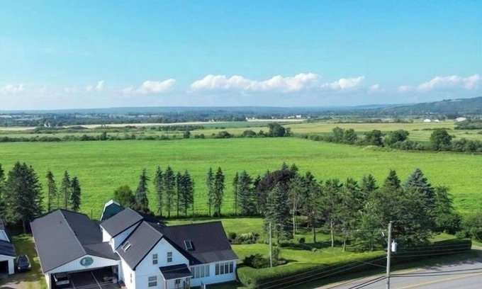 Truro House | Spacious country oasis. 5-bedroom home on gorgeous grounds with hot tub and pool