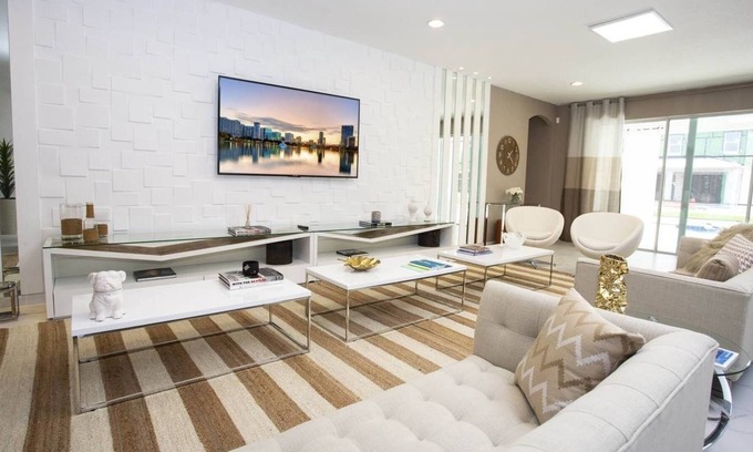 Kissimmee House | Spacious cozy home with private pool near Disney