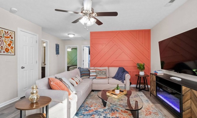 Burlington Apartment | Spacious & Cozy Upstairs Apartment with King Beds and Smart TVs in Every Room