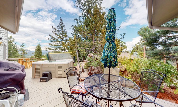Estes Park House | Spacious, dog-friendly home w/private hot tub on large deck, mtn views, & more