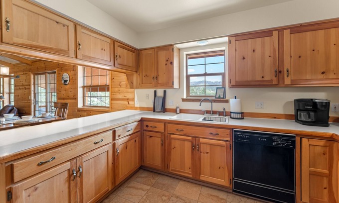 Cotopaxi House | Spacious dog-friendly home with deck, Ping-Pong, foosball, fireplace, grill, W/D
