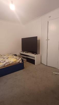 Waddon House | Spacious Double Room