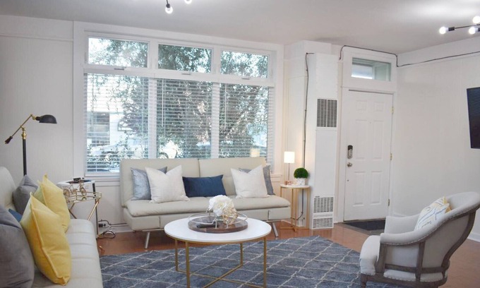 Old Ballard House | Spacious Downtown Ballard/Seattle Near Everything