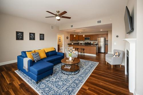 Downtown Cleveland Apartment | Spacious Downtown Sq Stadium, Casino, R&R HoF!