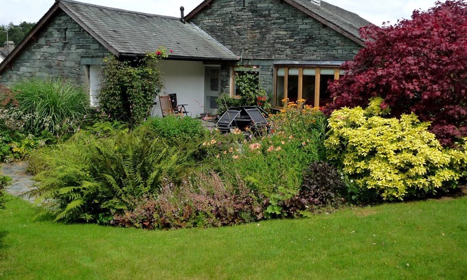Windermere House | Spacious, Easy Walk to Windermere or Bowness, Large Garden, Off Street Parking