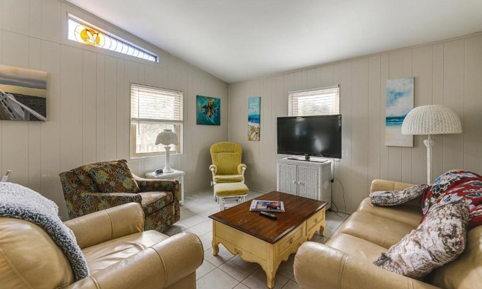 Ocean Pines House | Spacious Family Home 9 Mi to Ocean City Boardwalk