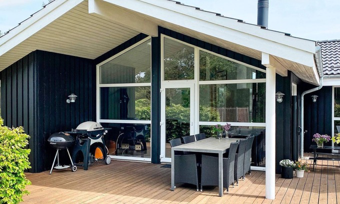 Hals House | Spacious Family Retreat - By Traum Ferienwohnungen