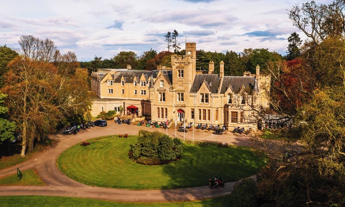 Nairn Hotel | Spacious Family Room: Right in the Heart of the City | Near Inverness Airport