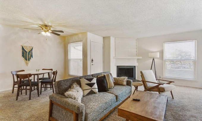 Midland Apartment | Spacious Flat in the Heart of Midland