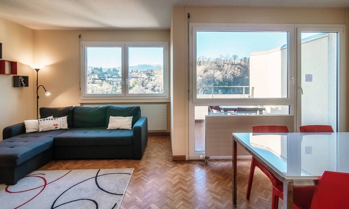Paradiso Apartment | Spacious four-room apartment in a well-serviced area - PAZZALLO 26