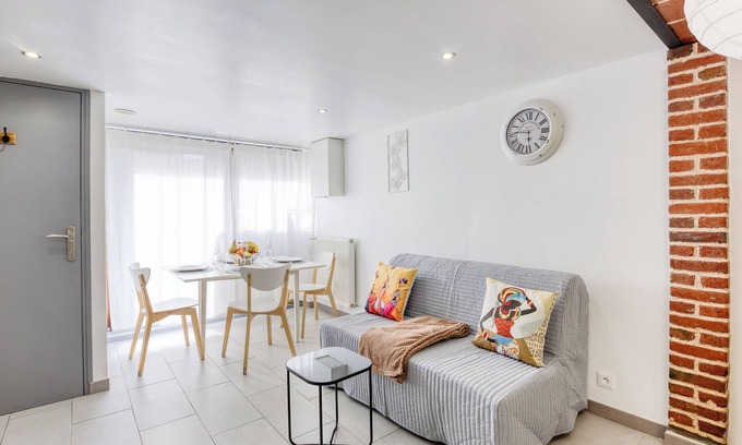 Soisy-sous-Montmorency Apartment | Spacious suite in a very pleasant outbuilding