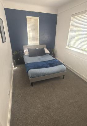 Thornton House | Spacious Guest House Thornton Road, London