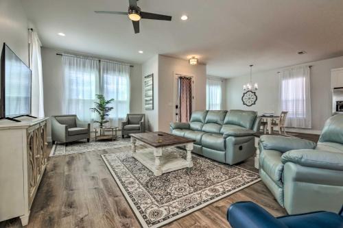 Gulfport House | Spacious Gulfport Home - Walk to Beach!