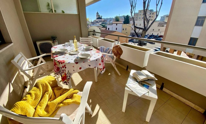 Oristano Apartment | Spacious Holiday Home in the Historic Centre of Oristano for Families