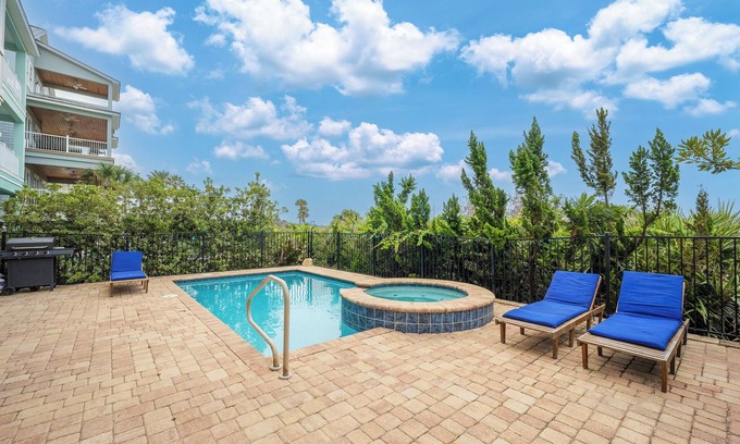 Palm Coast House | Spacious Home w Private Pool, Hot Tub, Elevator + Beach Access!