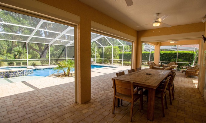 Inverness House | Spacious home with private pool & Jacuzzi by RedAwning