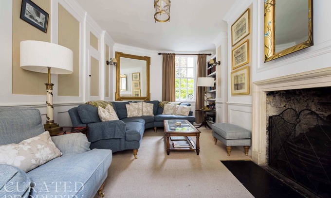 Bath City Centre House | Spacious & Homely Georgian Town House Central Bath