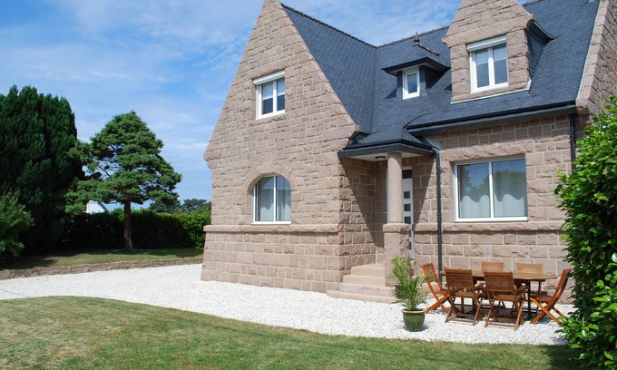 Pleumeur-Bodou House | Spacious house completely renovated on the pink granite coast (Côtes d'Armor)