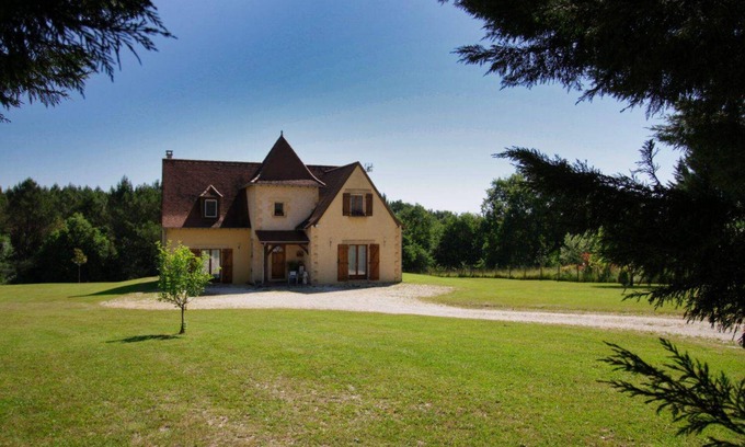 Saint-Remy House | Spacious house in a Périgord village