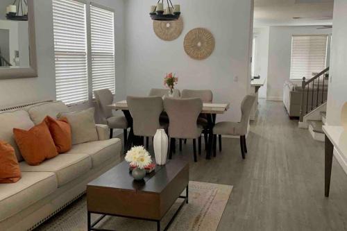 Linda House | Spacious House in Marysville 9 minutes to Hard Rock Casino Wheatlan