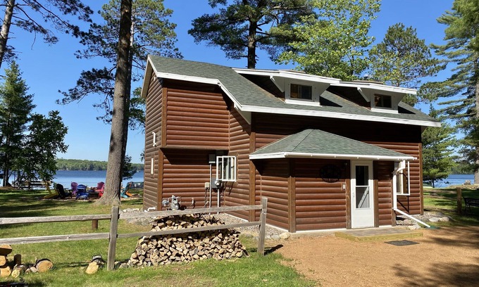 St Germain House | Spacious Lakefront Home on Lost Lake!