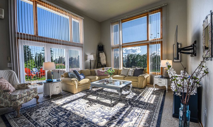Bigfork House | Spacious Large Friendly Home w/5 King Beds, Hot Tub, Firepit, Lake Views