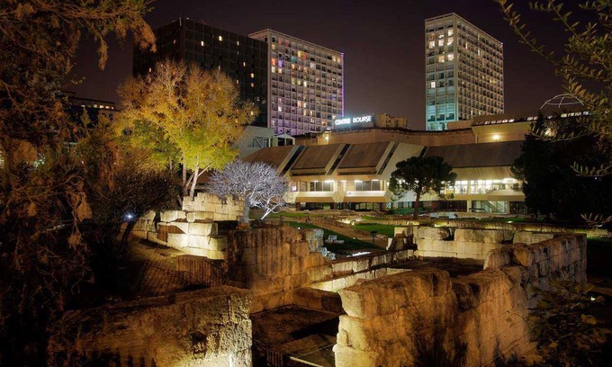Belsunce Apartment | Spacious loft overlooking the city .