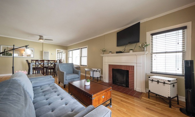 Bluff Park Apartment | Spacious, lovely 2 bedroom apt, two blocks from Beach