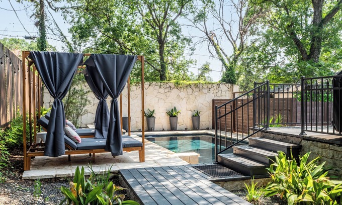 Travis Heights House | Spacious Luxury Home with heated pool and spa - 5 mins from downtown
