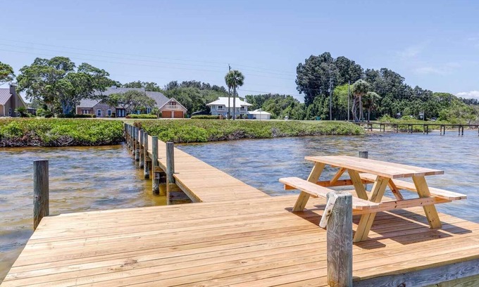 Tropic House | Spacious Merritt Island Home: Private Pool & Dock!