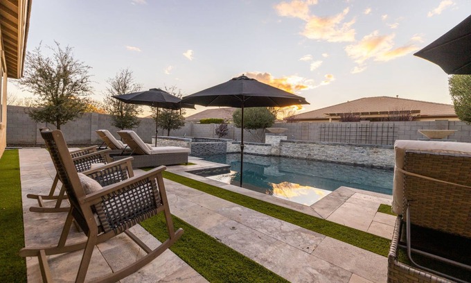 Queen Creek House | Spacious Monthly Stay: Heated Pool, Spa, Sleeps 14