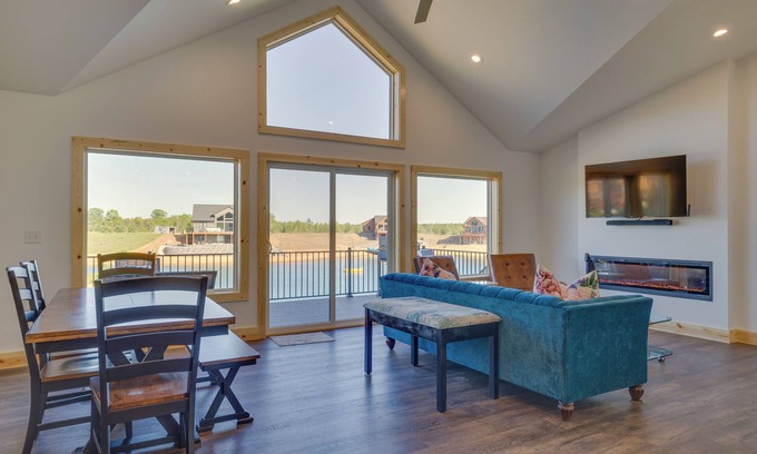 New Lisbon House | Spacious New Lisbon Home w/Lake Access!