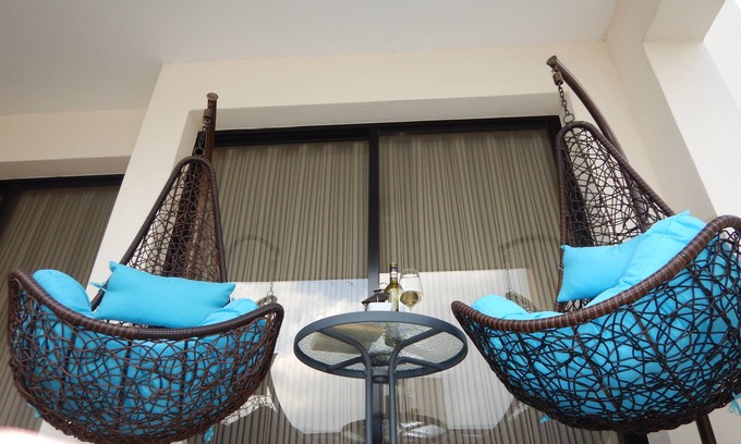 Larnaca Apartment | Spacious, newly furnished two bedroom apartment, 200 meters from the beach.