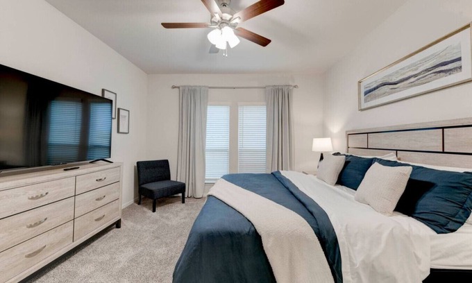 Temple House | Spacious Oasis in the West of Temple with 5 Beds