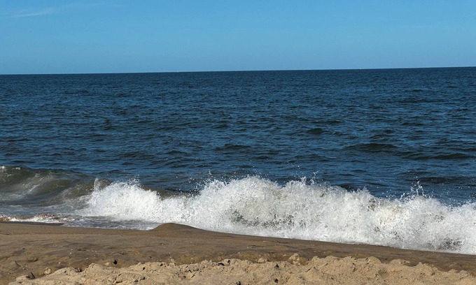 Ocean City Condo | Spacious ocean front 1 bedroom condo sleeps 6, located in mid town Ocean City
