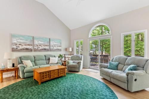 Ocean Pines House | Spacious Ocean Pines Home Perfect for Family Gatherings