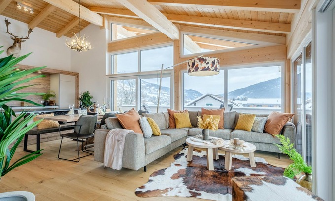 Sankt Lorenzen ob Murau Apartment | Spacious penthouse near ski lift and piste