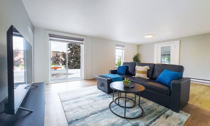 Bobcaygeon Apartment | Spacious & Pet-Friendly 3BR Retreat in Bobcaygeon