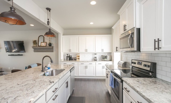 Talbot's Corner House | Spacious & pristine with courtyard views. Great for families and large groups.