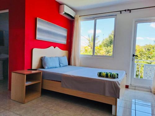 Grand Gaube Apartment | Spacious Private Rooms with Communal Kitchen