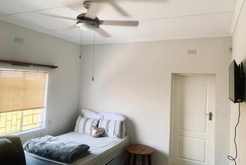 Windhoek West House | Spacious Private room