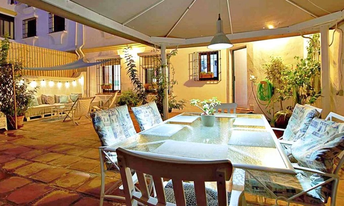Torre del Mar Apartment | Spacious quiet apartment 450 meters to the beach, huge patio, communal pool.