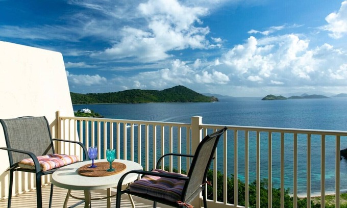 Frydendal Condo | Spacious/Remodeled/Amazing Views/Perfect Location!
