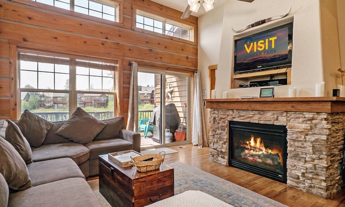 Rendezvous House | Spacious Retreat in Fraser - Perfect for Families and Groups!