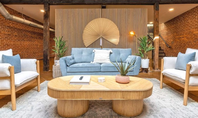 Over-the-Rhine Apartment | Spacious Retreat w Private Roof Deck | Walkable to ALL