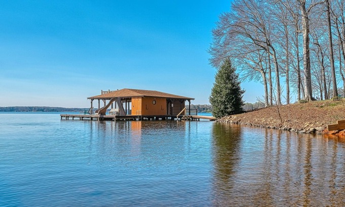 Bumpass House | Spacious retreat with Lake Anna views, hot tub, & firepit - dog-friendly