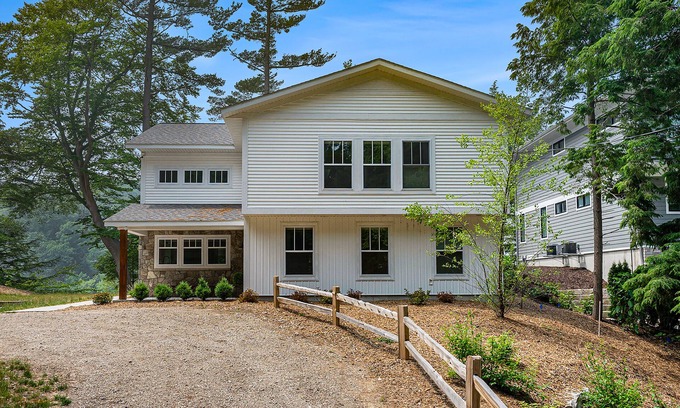 Saugatuck House | Spacious, riverfront new-build with wooded surroundings - minutes to town