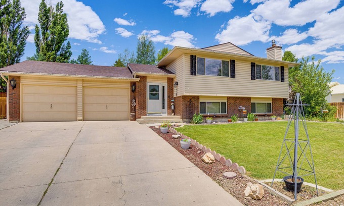 Rock Springs House | Spacious Rock Springs Stay Near Shops & Dining!