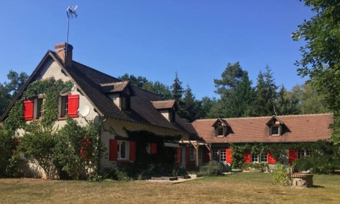 Tigy Bed & Breakfast | ~ Spacious room in the heart of Sologne ~